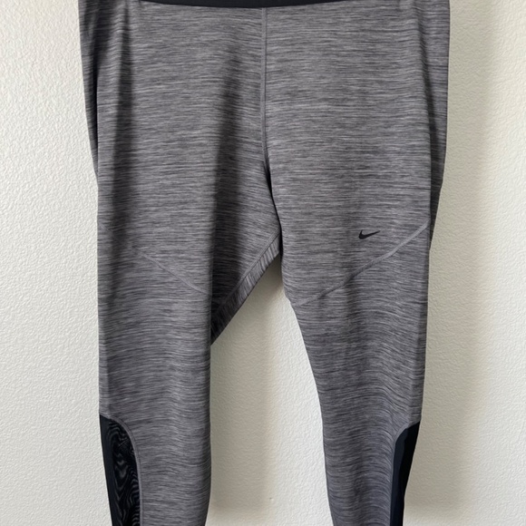 Nike Pro Dri-Fit Capri Leggings - Size 2x - Picture 2 of 7